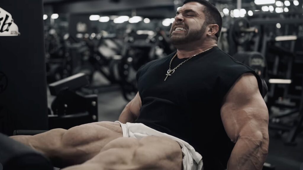 Smelling Salts For Energy: Derek Lunsford’s Leg Coaching Right through 2025 Mr. Olympia Prep Wow 5 1024x576