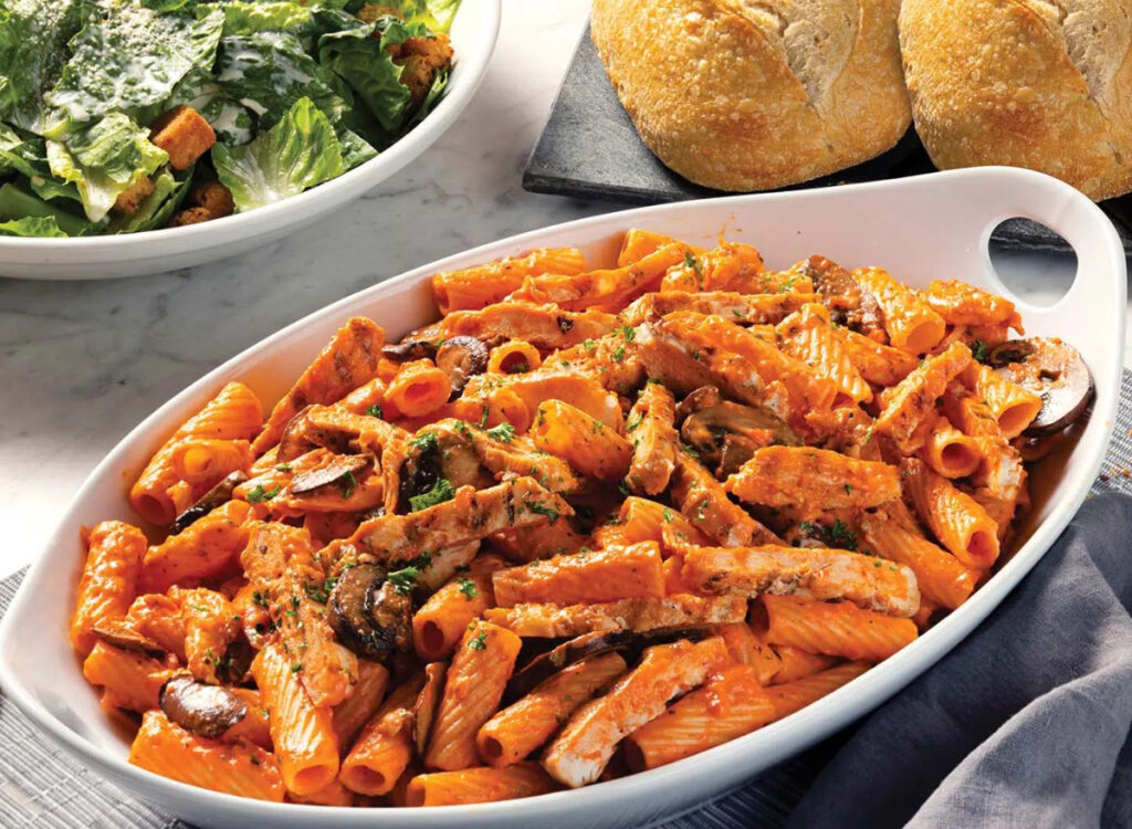 5 Chain Eating places with the Absolute best Rigatoni, In keeping with Cooks brio italian grille pasta brio caesar salad bread.jpeg