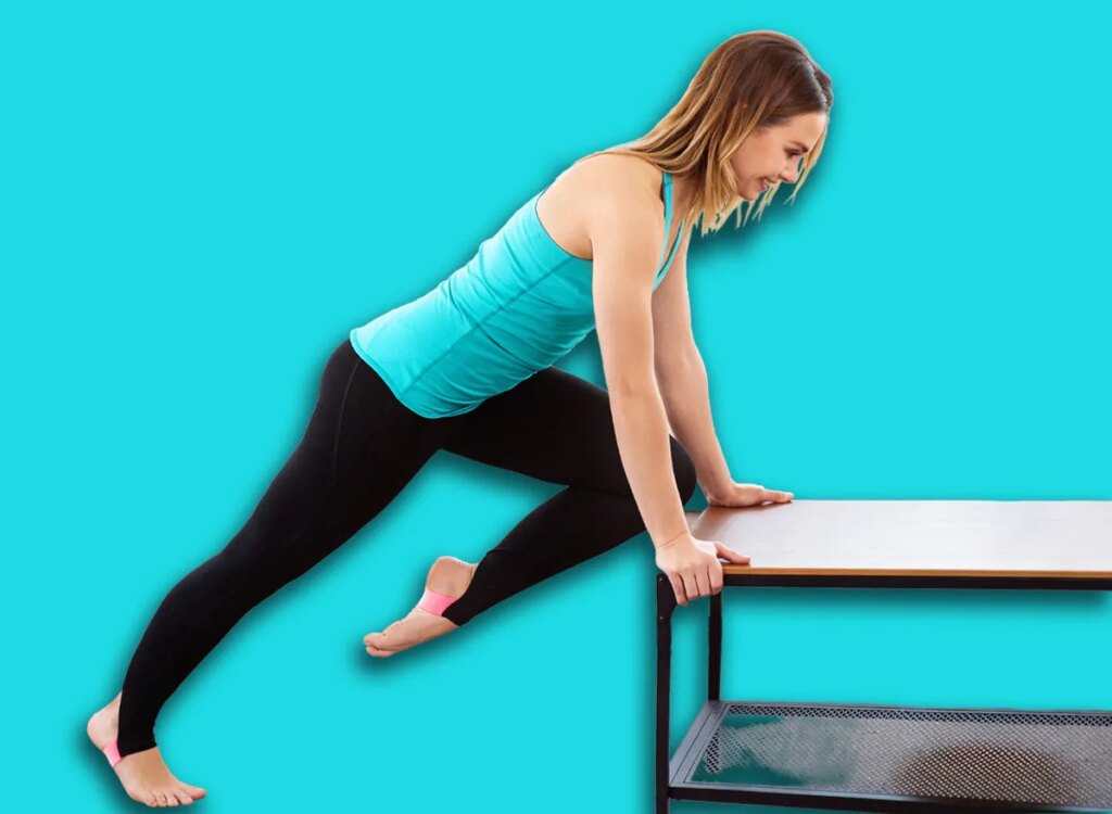 fit woman incline mountain climbers exercise 1748315240.jpg