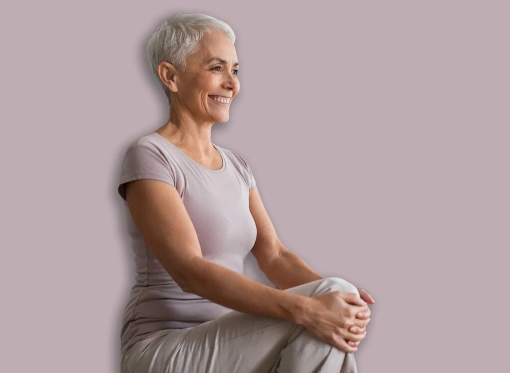 mature woman high knee exercise 2413577831.jpg