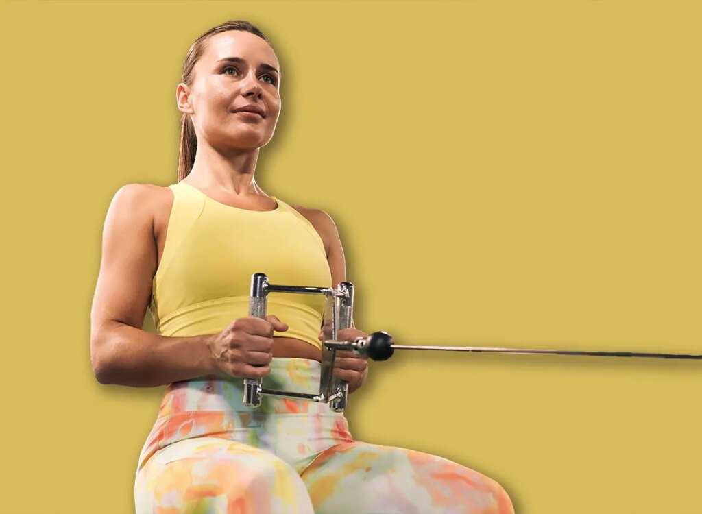 woman cable rows exercise 2680059641.jpg
