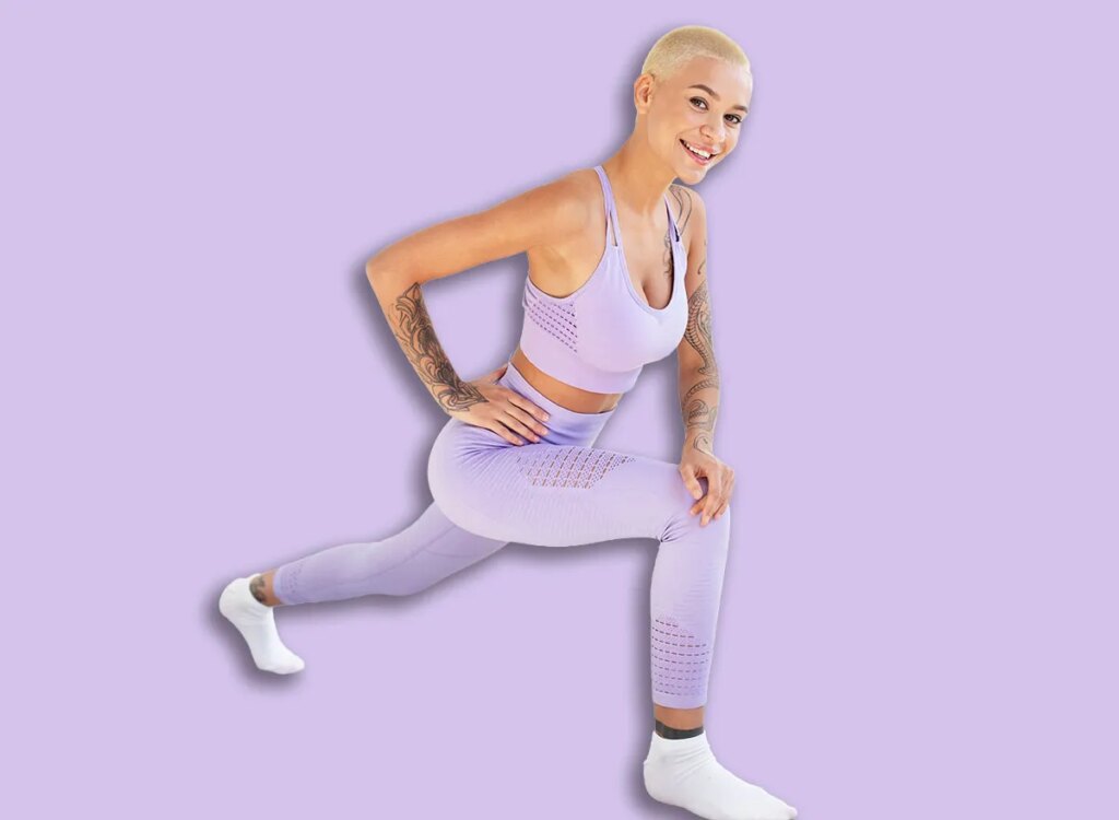 woman lunge exercise 2712178499.jpg