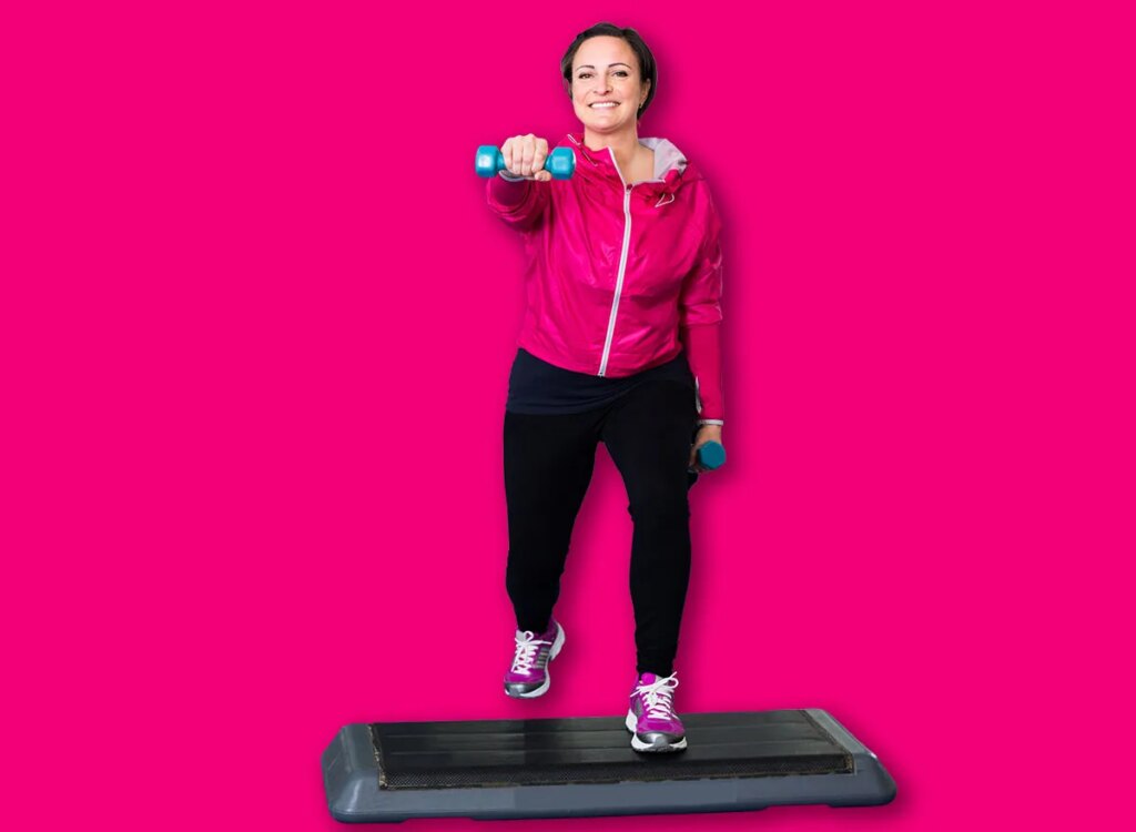 woman step ups exercise 568639057.jpg